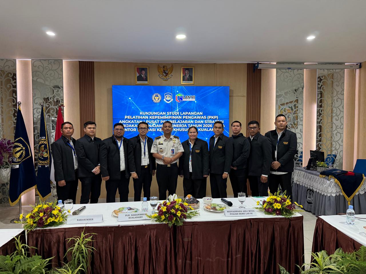Optimalkan Kompetensi Kepemimpinan serta mengadopsi praktek terbaik Pelayanan Publik, Peserta Pelatihan Kepemimpinan Pusajar SKMK LAN Aceh Lakukan Studi Lapangan ke Kanimsus TPI Kualanamu